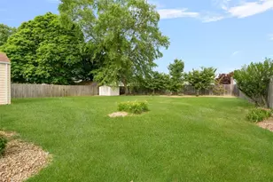67 Plantation Dr, Cranston, RI 02920 - Photo 37