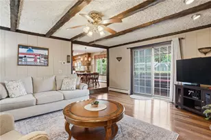 34 Robin Ln, West Warwick, RI 02893 - Photo 7
