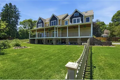 2269 East Main Road, Portsmouth, RI 02871 - Photo 3