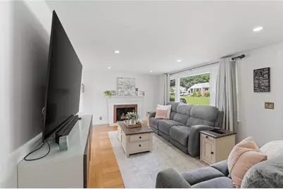81 Mount View Drive, Cranston, RI 02920 - Photo 15
