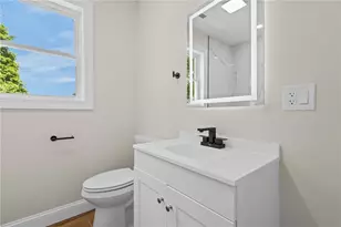 129 Briggs St, Providence, RI 02905 - Photo 19