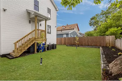 129 Briggs Street, Providence, RI 02905 - Photo 3