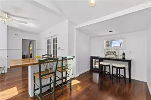 16 Courtway St, Narragansett, RI 02882 - Photo 19