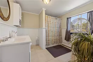 16 Courtway St, Narragansett, RI 02882 - Photo 33