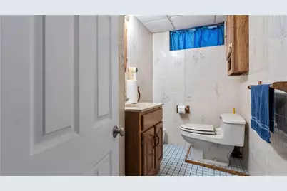 19 Griswold Avenue, Cranston, RI 02910 - Photo 17