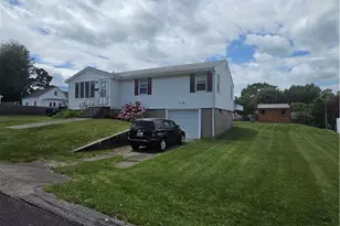 28 City View Pkwy, Johnston, RI 02919 - Photo 3