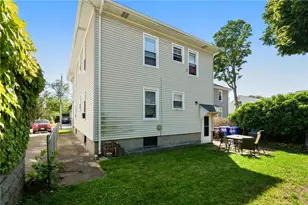 57 Sterling St, Pawtucket, RI 02860 - Photo 29