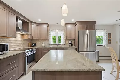 3 King Street, Bristol, RI 02809 - Photo 7