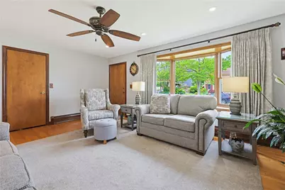 3 King Street, Bristol, RI 02809 - Photo 9