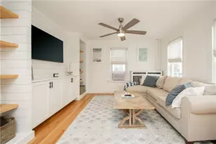 33 Slocum St, Newport, RI 02840 - Photo 3