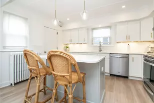 33 Slocum St, Newport, RI 02840 - Photo 9