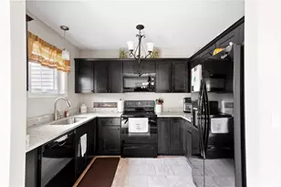1 Jupiter Ln, Richmond, RI 02898 - Photo 3