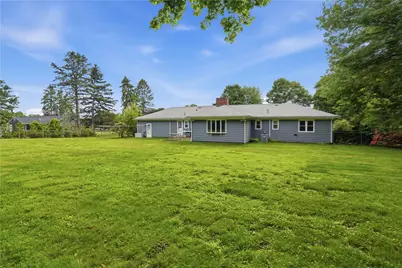 8 Wabasso Terrace, Middletown, RI 02842 - Photo 5