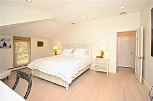 215 Coggeshall Ave, Newport, RI 02840 - Photo 29