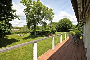 215 Coggeshall Ave, Newport, RI 02840 - Photo 25