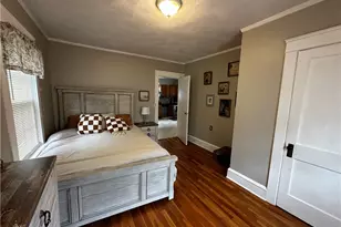21 Washburn Ave, East Providence, RI 02916 - Photo 7