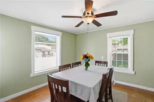 34 Lake Ave, Barrington, RI 02806 - Photo 9