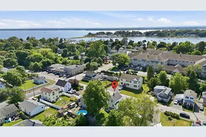 34 Lake Avenue, Barrington, RI 02806 - Photo 23