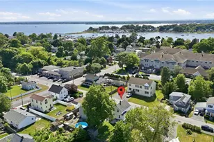 34 Lake Ave, Barrington, RI 02806 - Photo 23
