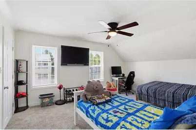 34 Lake Avenue, Barrington, RI 02806 - Photo 21