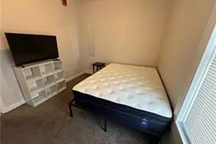 498 Broadway Ave, Providence, RI 02909 - Photo 5