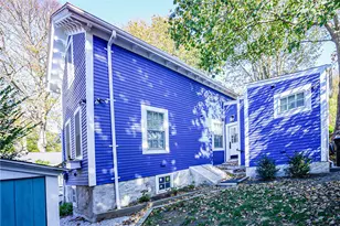 24 Anthony St, Newport, RI 02840 - Photo 27