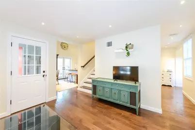 24 Anthony Street, Newport, RI 02840 - Photo 5