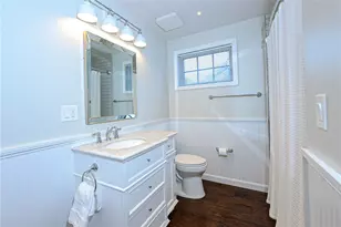 24 Anthony St, Newport, RI 02840 - Photo 17