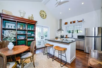 24 Anthony Street, Newport, RI 02840 - Photo 7