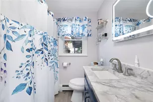 22 Mayfield St, Pawtucket, RI 02861 - Photo 23