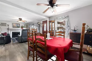 22 Mayfield St, Pawtucket, RI 02861 - Photo 11