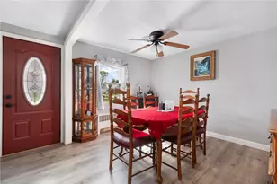22 Mayfield St, Pawtucket, RI 02861 - Photo 9