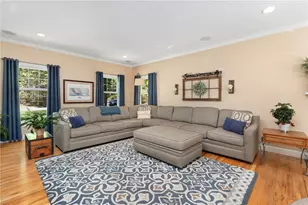 31 Parson's Ln, South Kingstown, RI 02892 - Photo 5