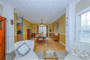 394 Westmoreland Ln, North Kingstown, RI 02874 - Photo 9