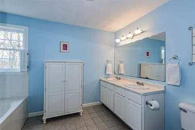 394 Westmoreland Lane, North Kingstown, RI 02852 - Photo 27
