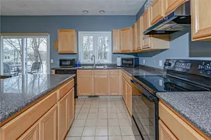 394 Westmoreland Ln, North Kingstown, RI 02874 - Photo 13