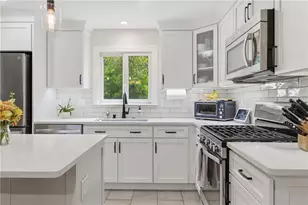 1 Blacksmith Rd, Lincoln, RI 02865 - Photo 11