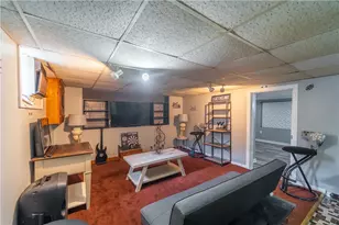 18 Dunnell Ave, Pawtucket, RI 02860 - Photo 19