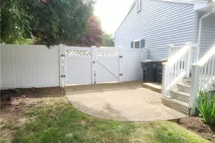 19 Redwood Dr, Coventry, RI 02816 - Photo 21