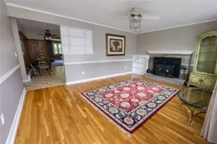 19 Redwood Dr, Coventry, RI 02816 - Photo 3