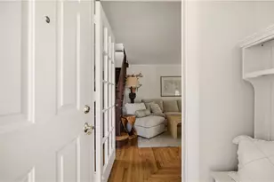 138 Gibbs Ave, Newport, RI 02840 - Photo 17