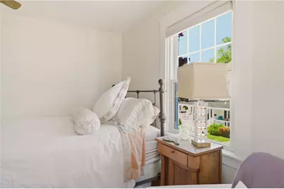 138 Gibbs Avenue, Newport, RI 02840 - Photo 45