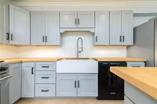 473 Klondike Rd, Charlestown, RI 02813 - Photo 21