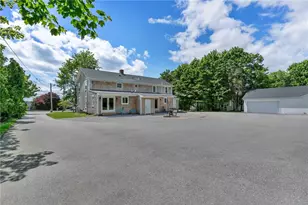 81 Bristol Ferry Rd, Portsmouth, RI 02871 - Photo 45