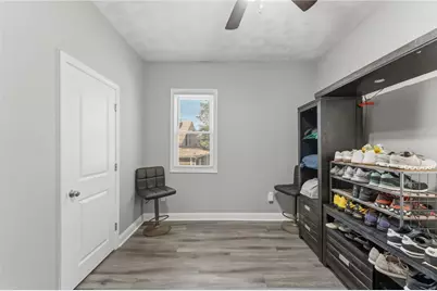 19 Curry Road, Cranston, RI 02920 - Photo 11