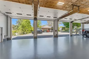 19 Curry Rd, Cranston, RI 02920 - Photo 3