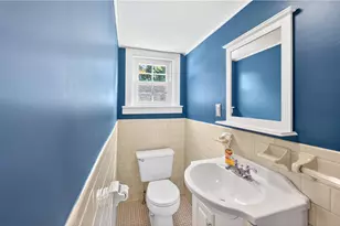21 Euston Ave, Cranston, RI 02910 - Photo 17