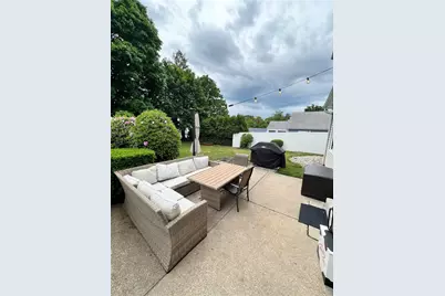 21 Euston Avenue, Cranston, RI 02910 - Photo 5