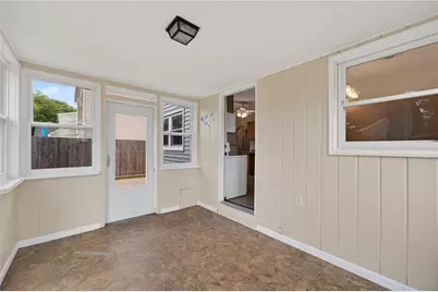 82 Parkside Avenue, Pawtucket, RI 02861 - Photo 3