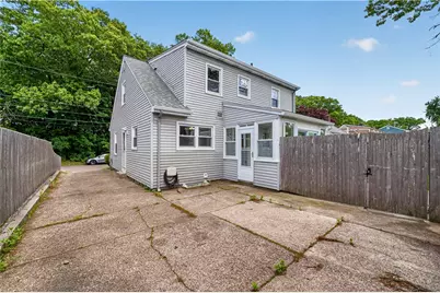 82 Parkside Avenue, Pawtucket, RI 02861 - Photo 25